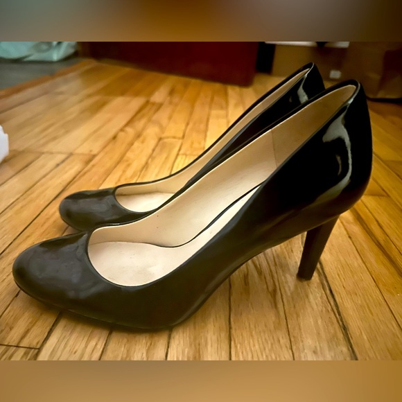 Black Nine West Heels - Picture 2 of 4